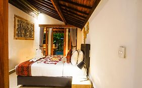 Private Villa With Nature Atmosphere By Pondok Dino